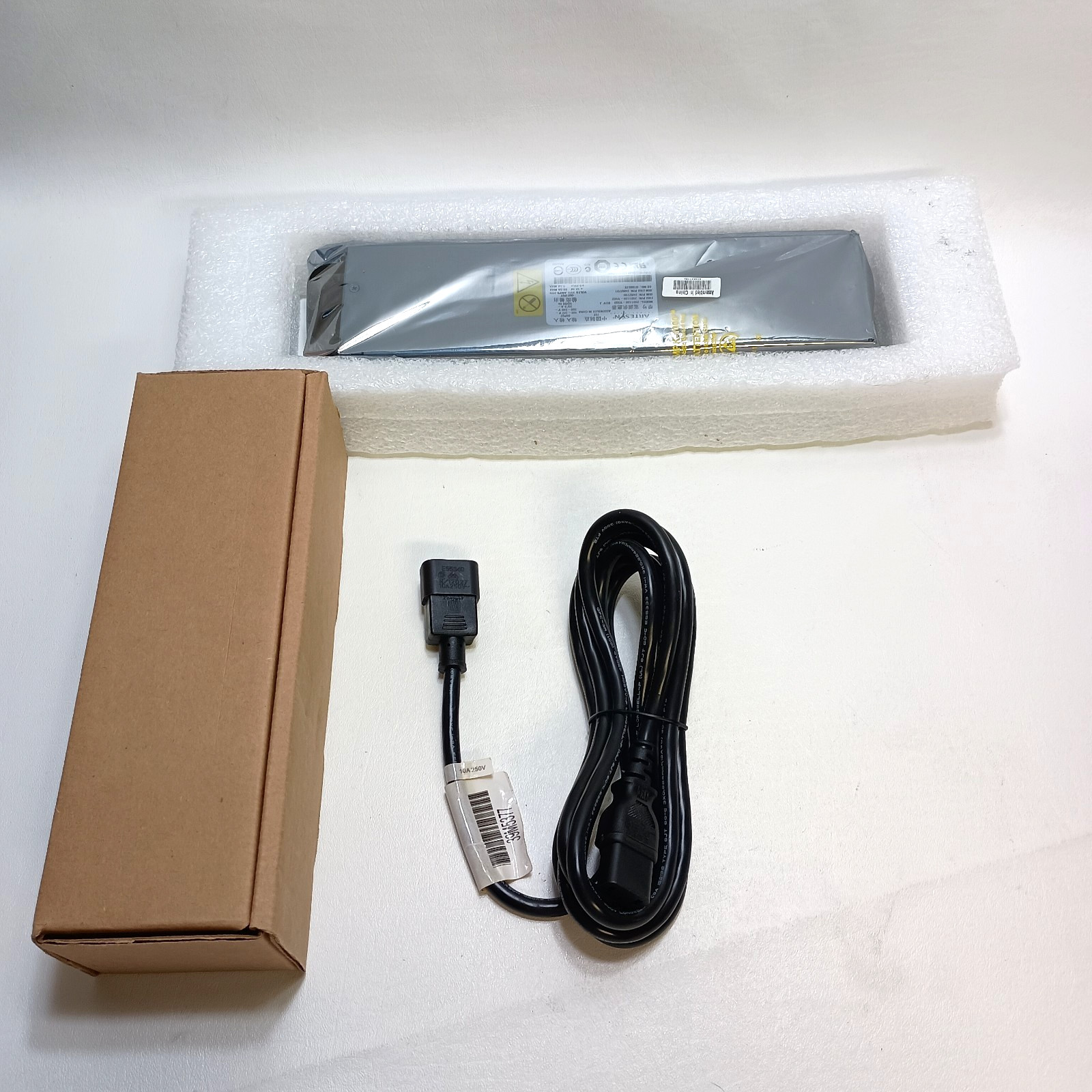 IBM 550W PSU for System x3650