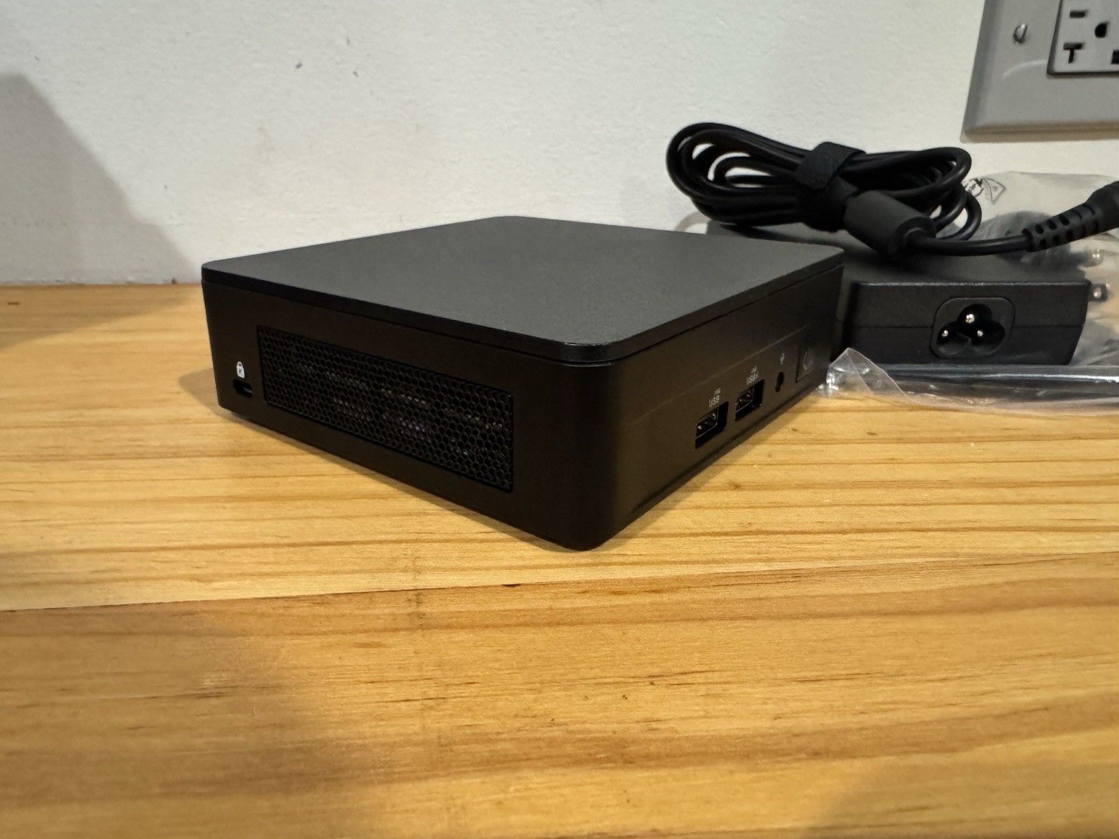 Intel NUC 13 Pro