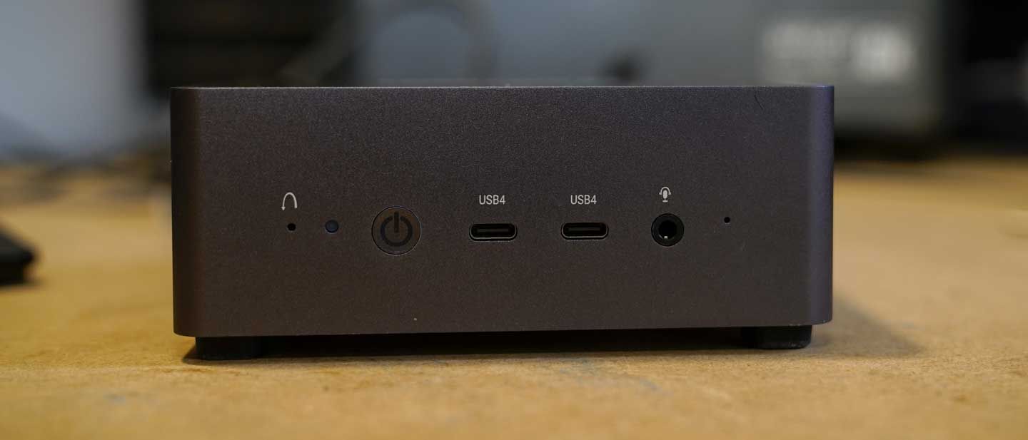 مينيس فورم UM790 برو