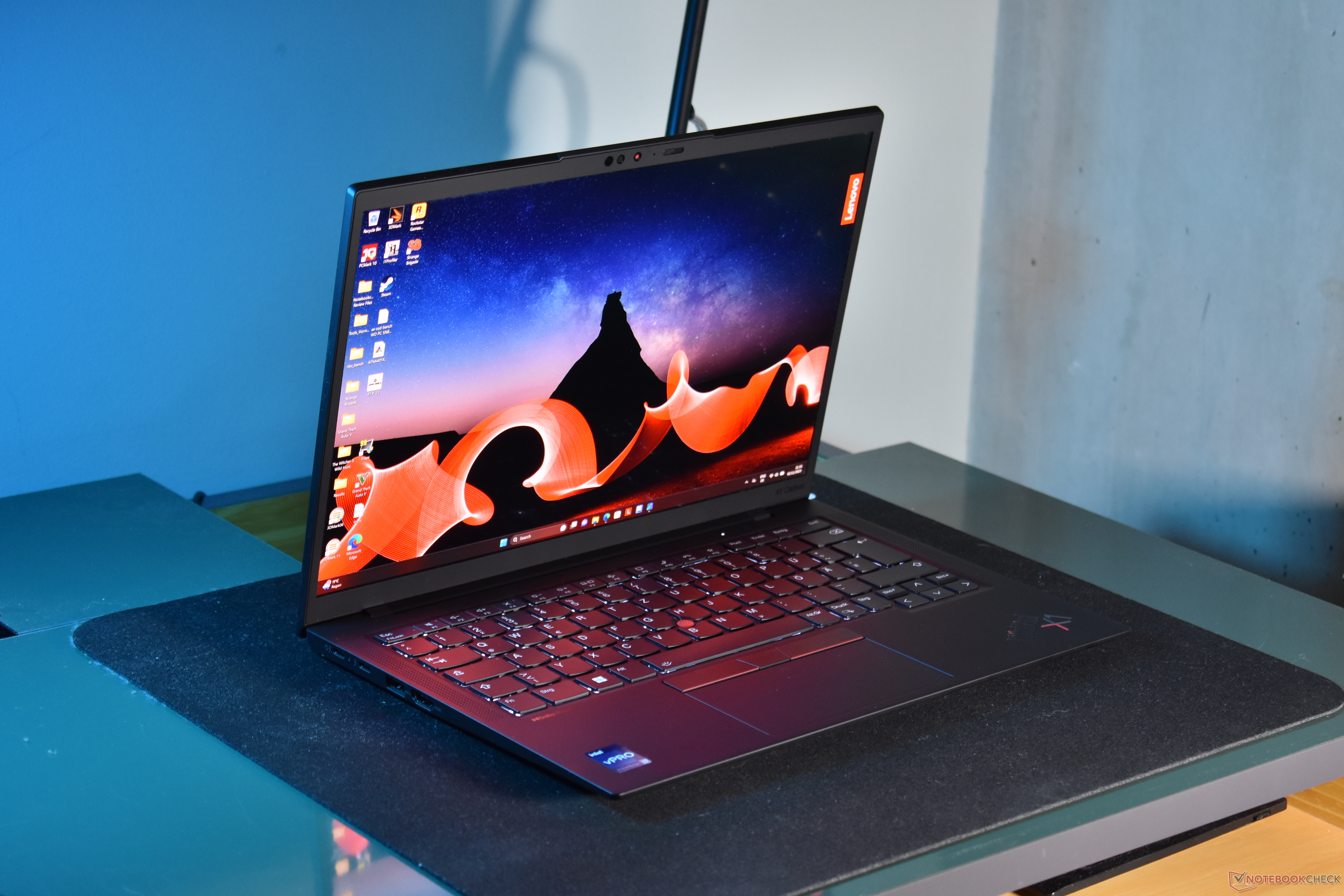 لينوفو ايديا باد 1 15