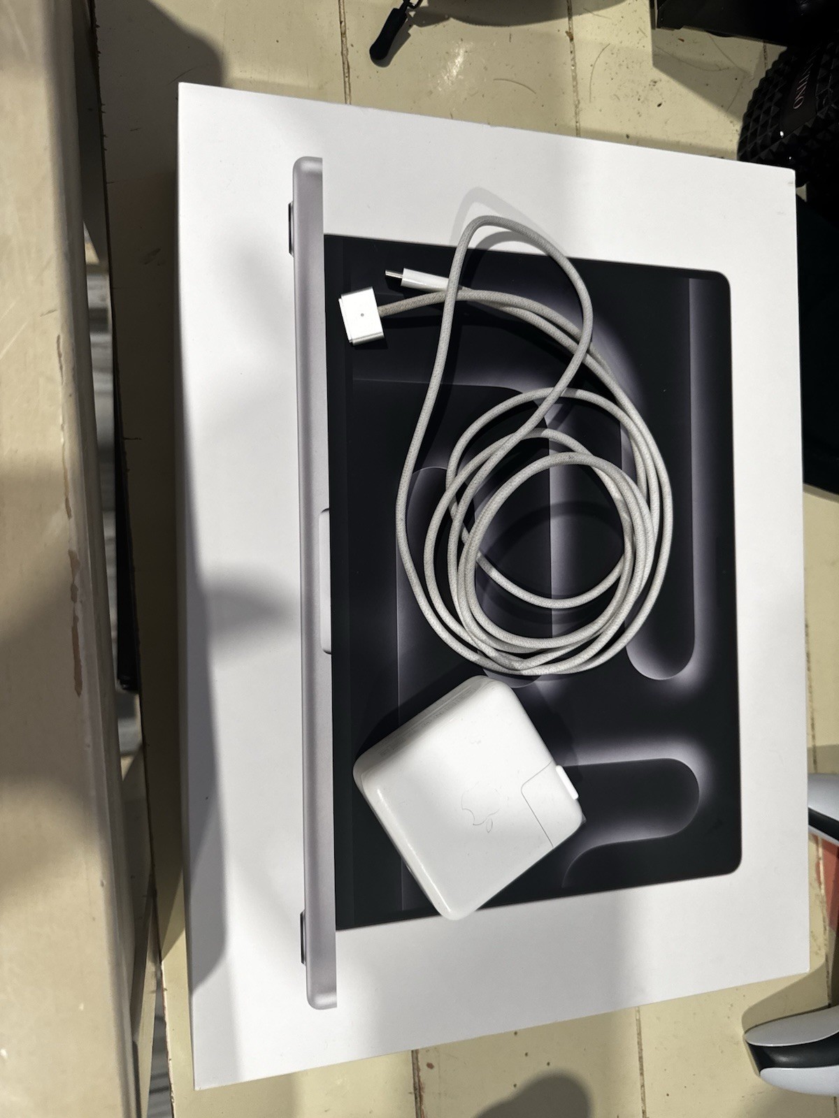 Apple MacBook Pro 14" M4