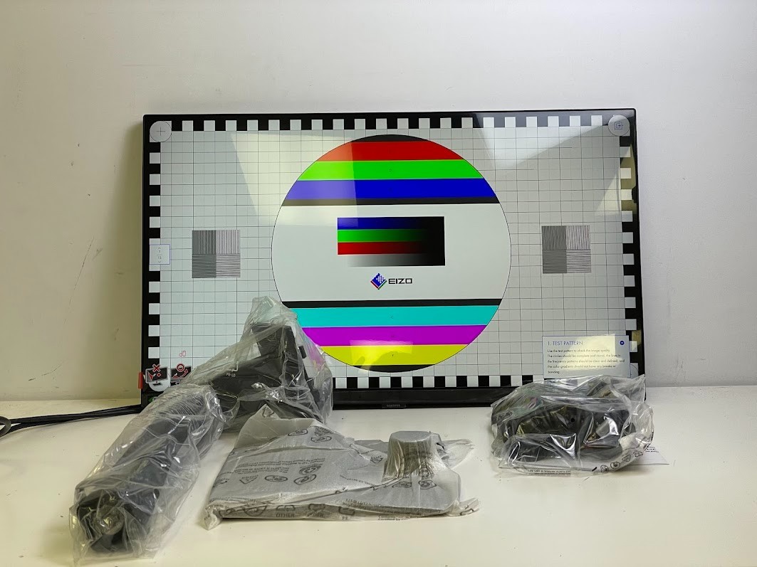 Samsung ViewFinity S6 27″ QHD Monitor