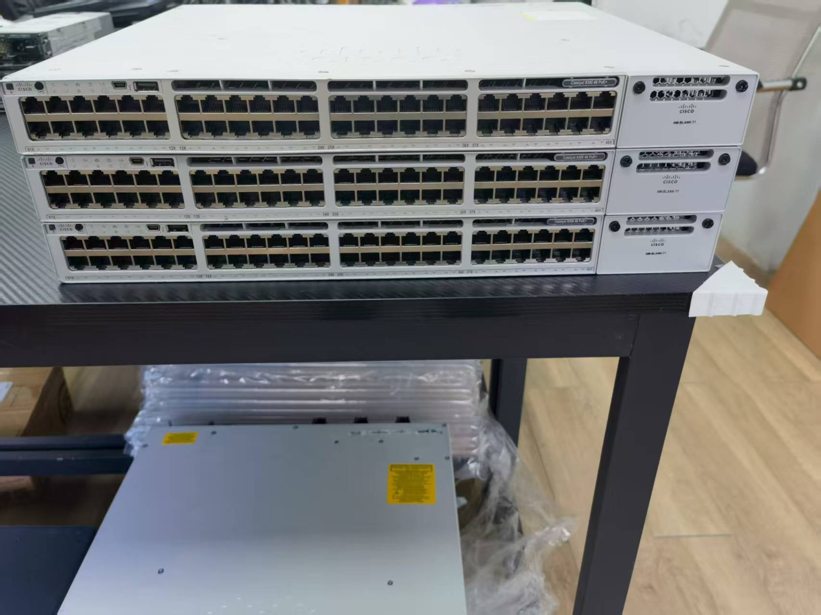 Cisco Catalyst 9300-48P Switch